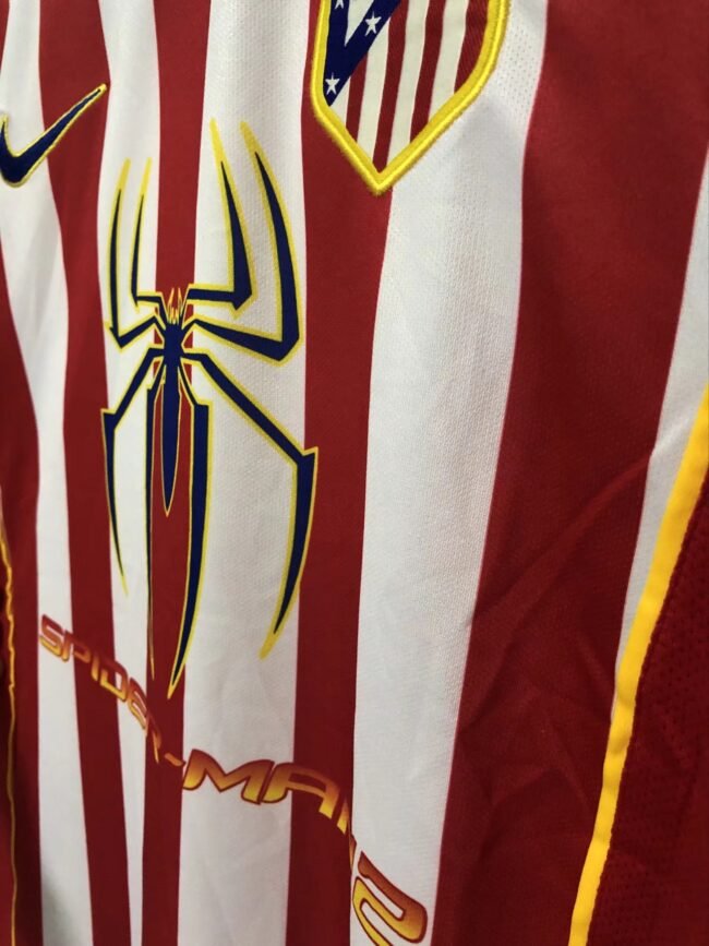 Atletico Madrid Home Retro Jersey 2004/05 – Bild 4