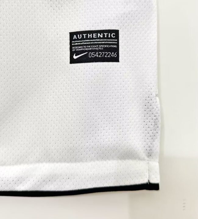 Manchester United Away Retro Jersey 2011/12- Champions League Final – Bild 11