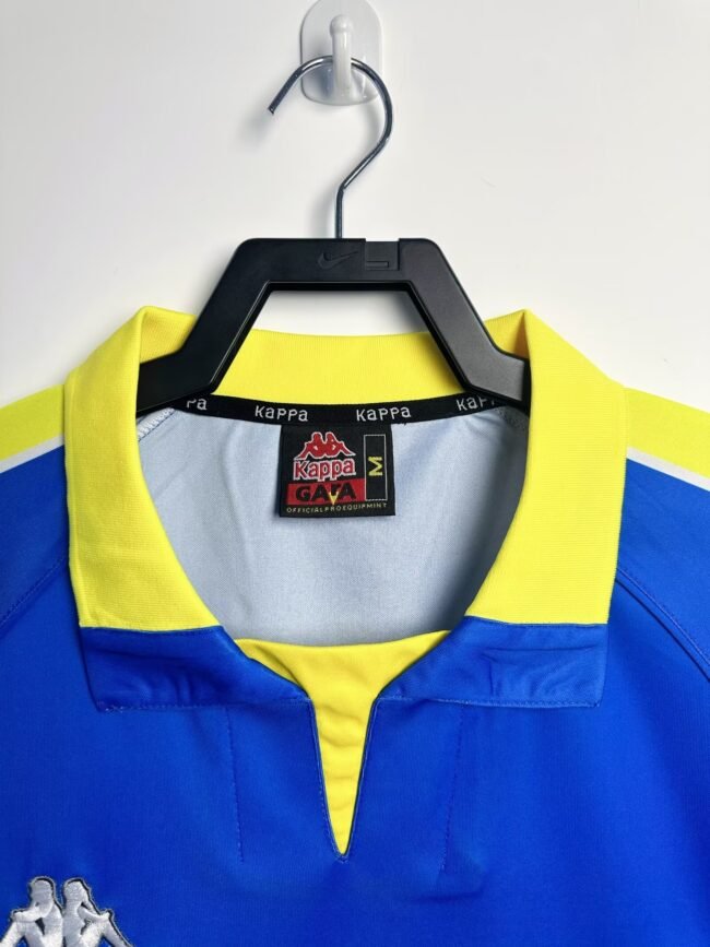 Juventus Away Retro Jersey 1997/99 - Image 3
