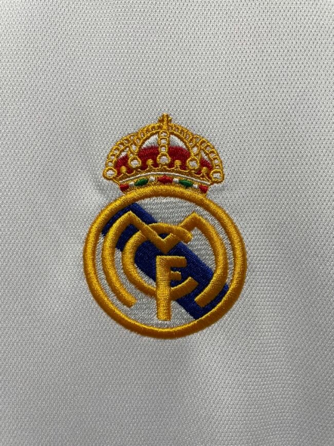 Real Madrid Home Retro Jersey 2000/01 – Bild 4