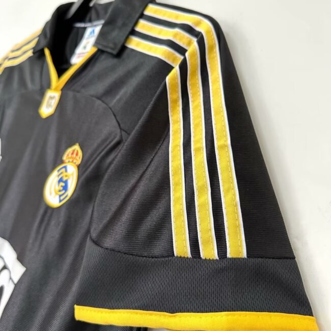 Real Madrid Away Retro Jersey 1999/00
