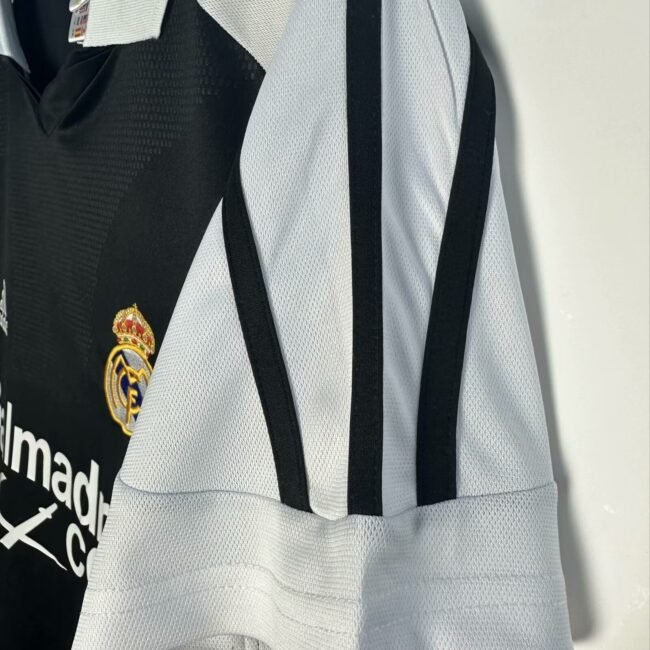 Real Madrid Away Retro Jersey 2001/02