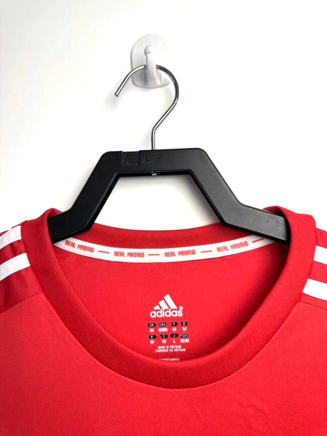 Real Madrid Third Long Sleeve Retro Jersey 2011/12 - Image 6