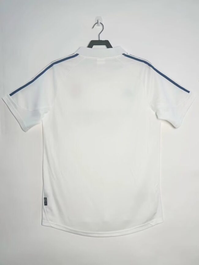 Real Madrid Home Retro Jersey 2001/02 – Bild 4