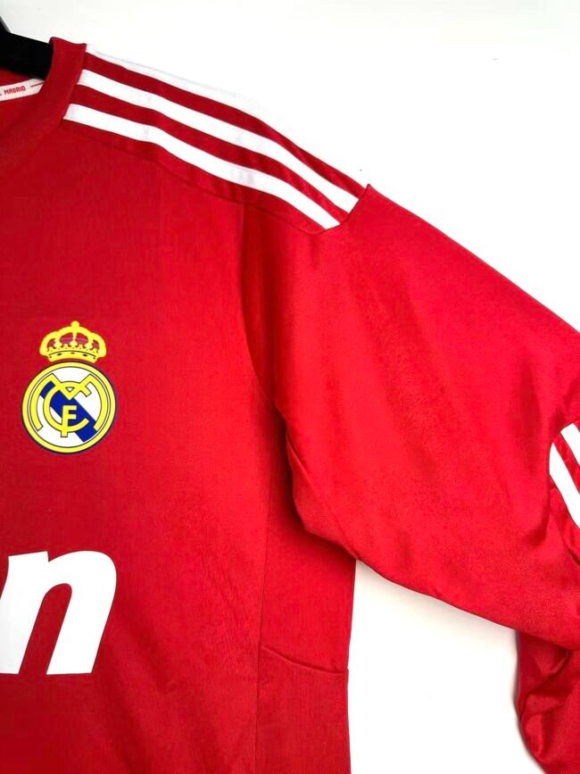 Real Madrid Third Long Sleeve Retro Jersey 2011/12 - Image 3