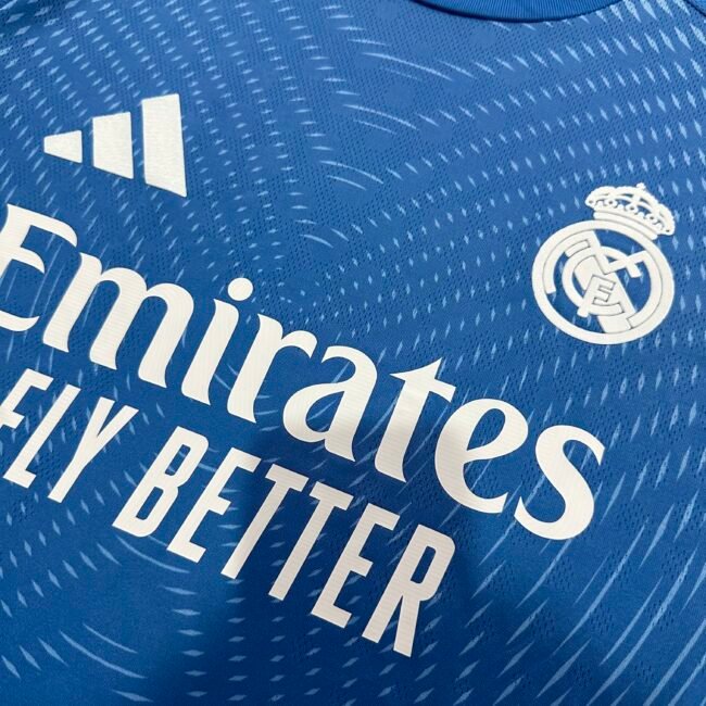 Real Madrid Player Version Goalkeeper Jersey 25/26