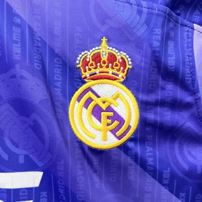 Real Madrid Away Retro Jersey 1996/97