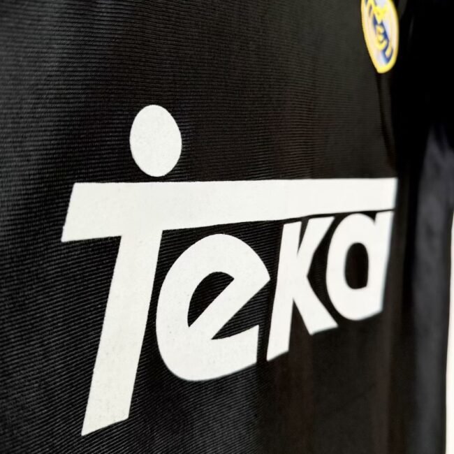 Real Madrid Away Retro Jersey 1999/00
