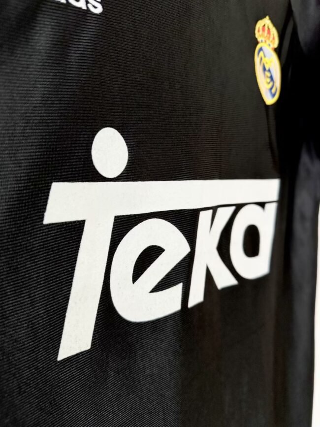 Real Madrid Away Retro Jersey 1999/00 – Bild 10