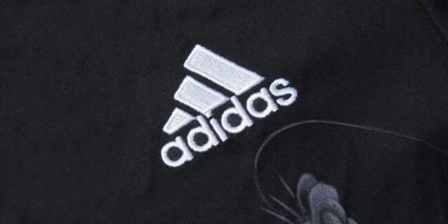 Real Madrid Third Jersey 2014/15 – Bild 8