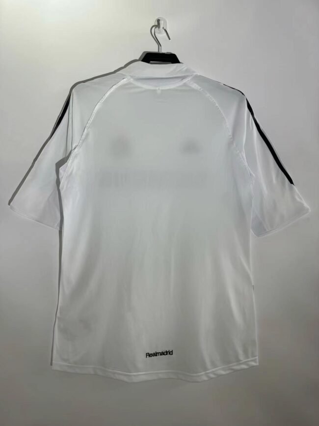 Real Madrid Home Jersey 2005/06 – Bild 3