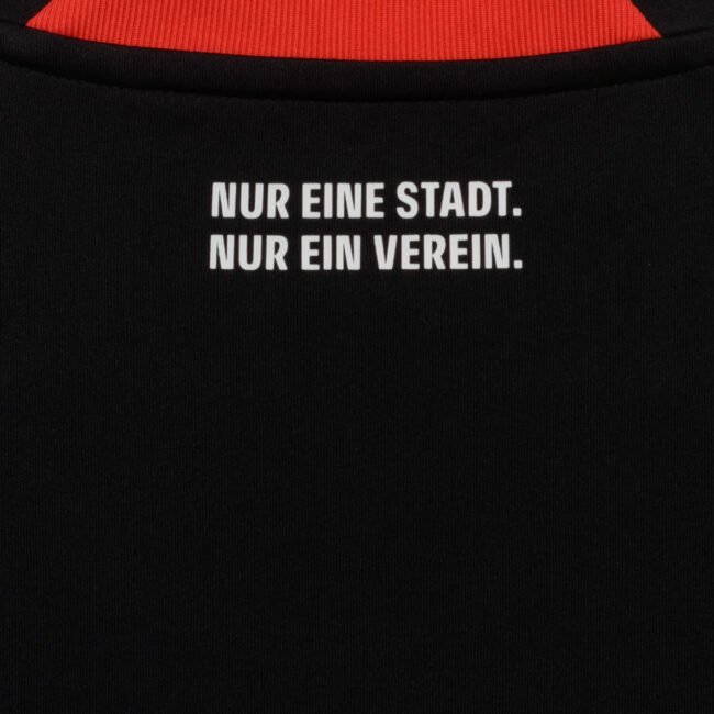 Eintracht Frankfurt Home Jersey 2025/26