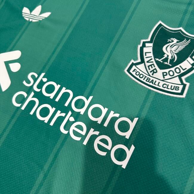 Liverpool Third jersey 2025/26