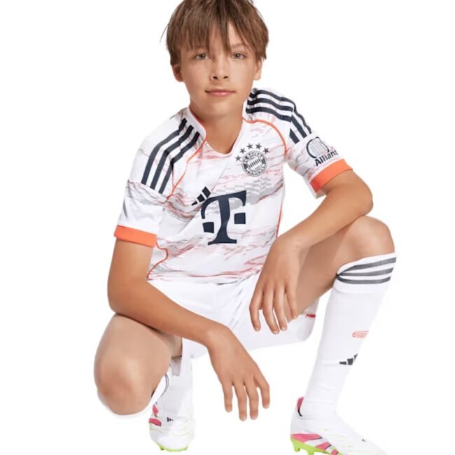 Kid's Bayern Munich Away Jersey+Shorts 2025/26