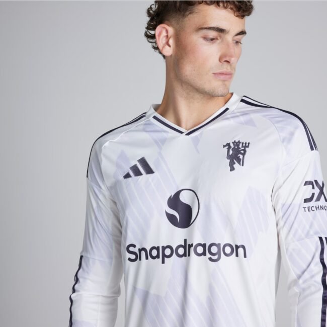 Manchester United Away Long Sleeve Jersey 2025/26