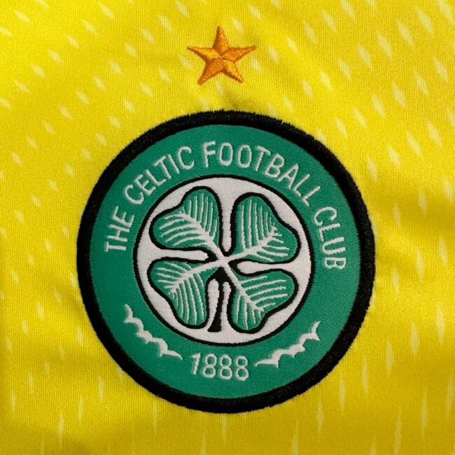 Celtic Goalkeeper Jersey 2025/26