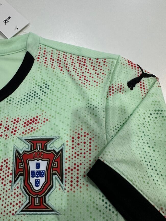 Portugal Women's Away Jersey 25/26 - Image 7
