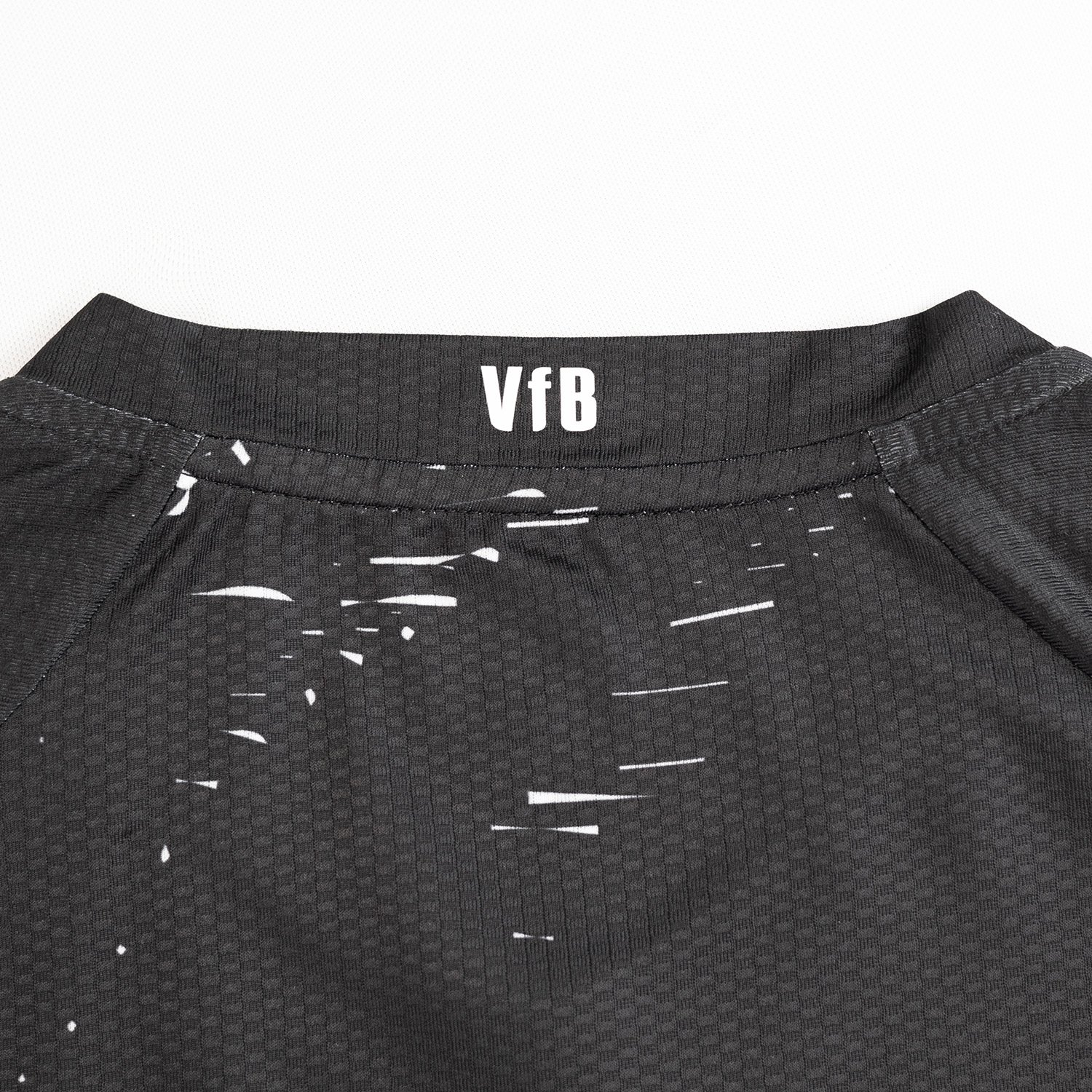 VfB Stuttgart Third Jersey 2024/25 – Bild 7