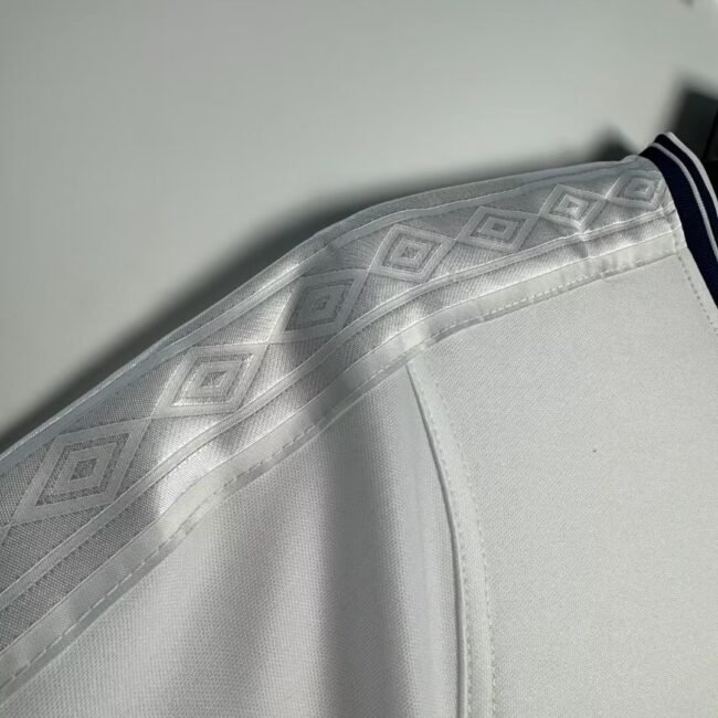 England Home Retro Jersey 2000/01