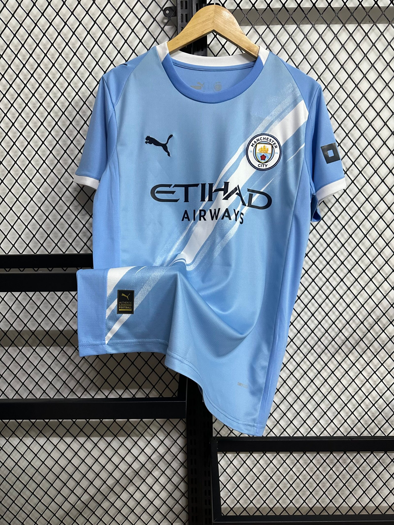 Manchester City Home Jersey 2025/26 - Image 3