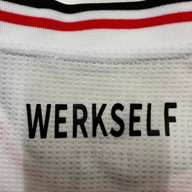 Bayer Leverkusen Player Version 24/25 Special Edition Kit
