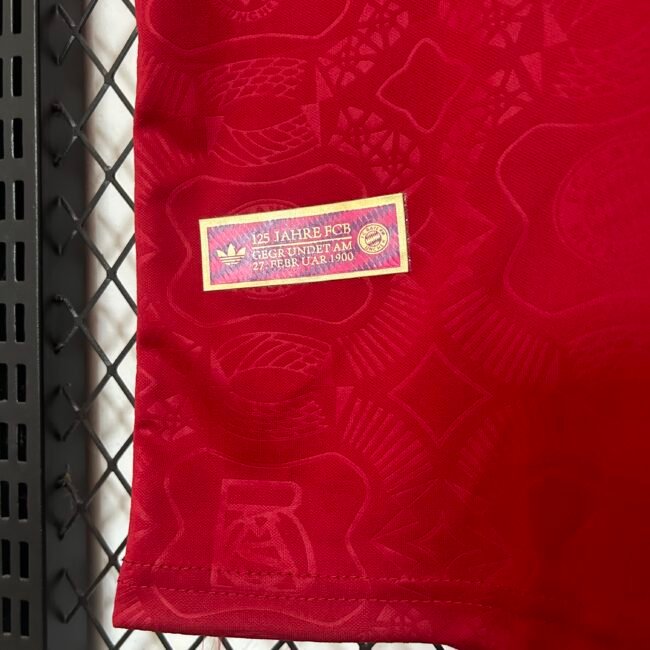 Bayern Munich 125th Anniversary jersey English Advertising