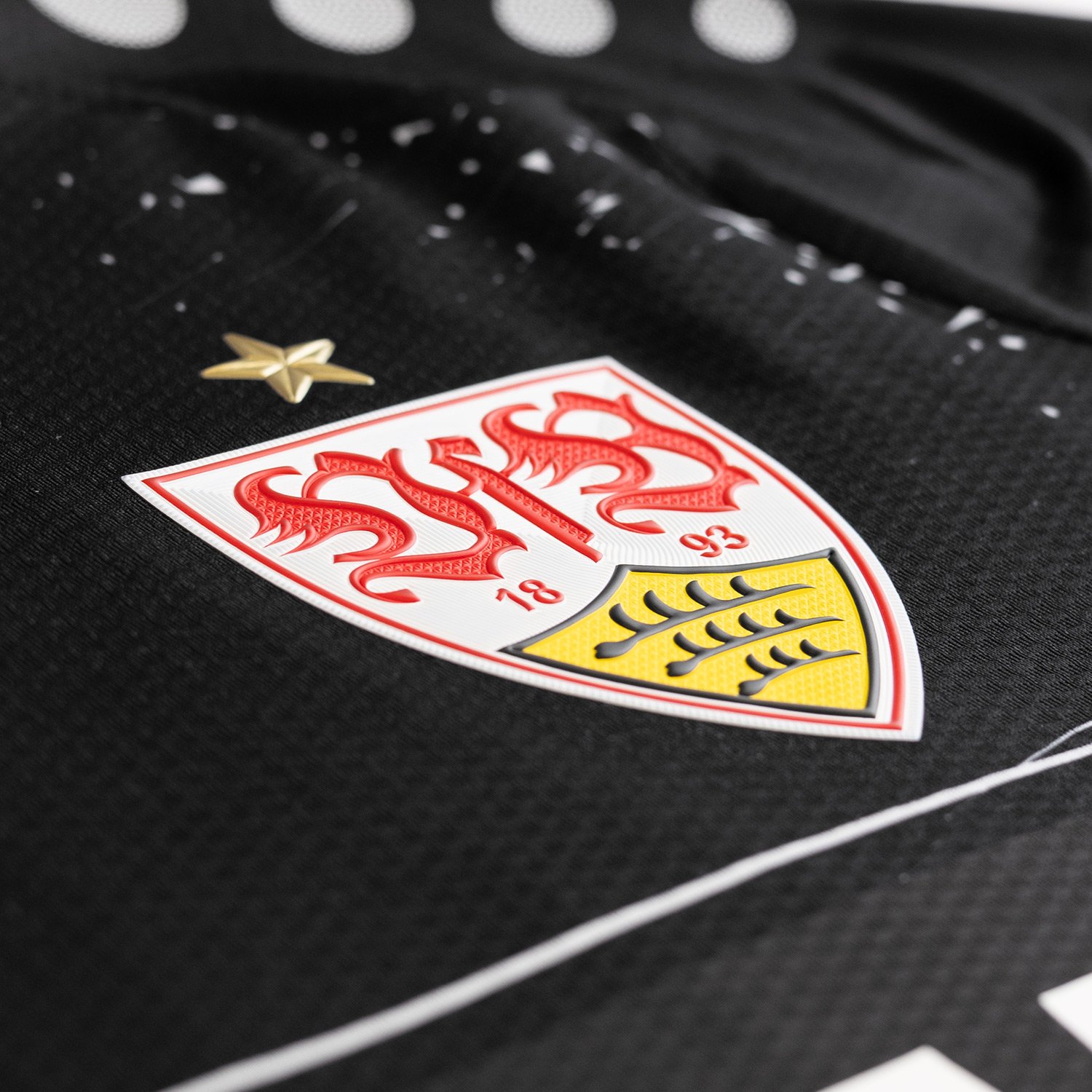 VfB Stuttgart Third Jersey 2024/25 – Bild 5