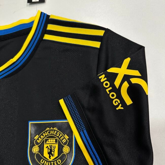 Manchester United Away Jersey Player Version 2025/26