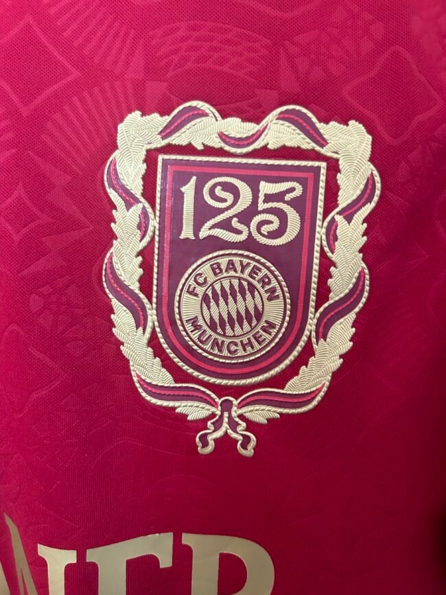 Bayern Munich 125th Anniversary jersey English Advertising - Image 4