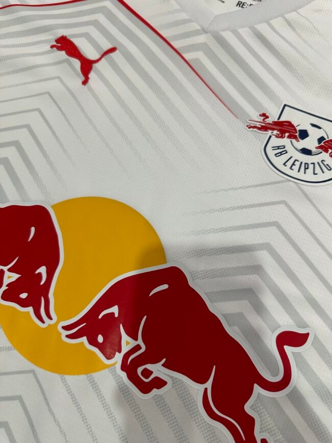 RB Leipzig Home Jersey 2025/26 - Image 4