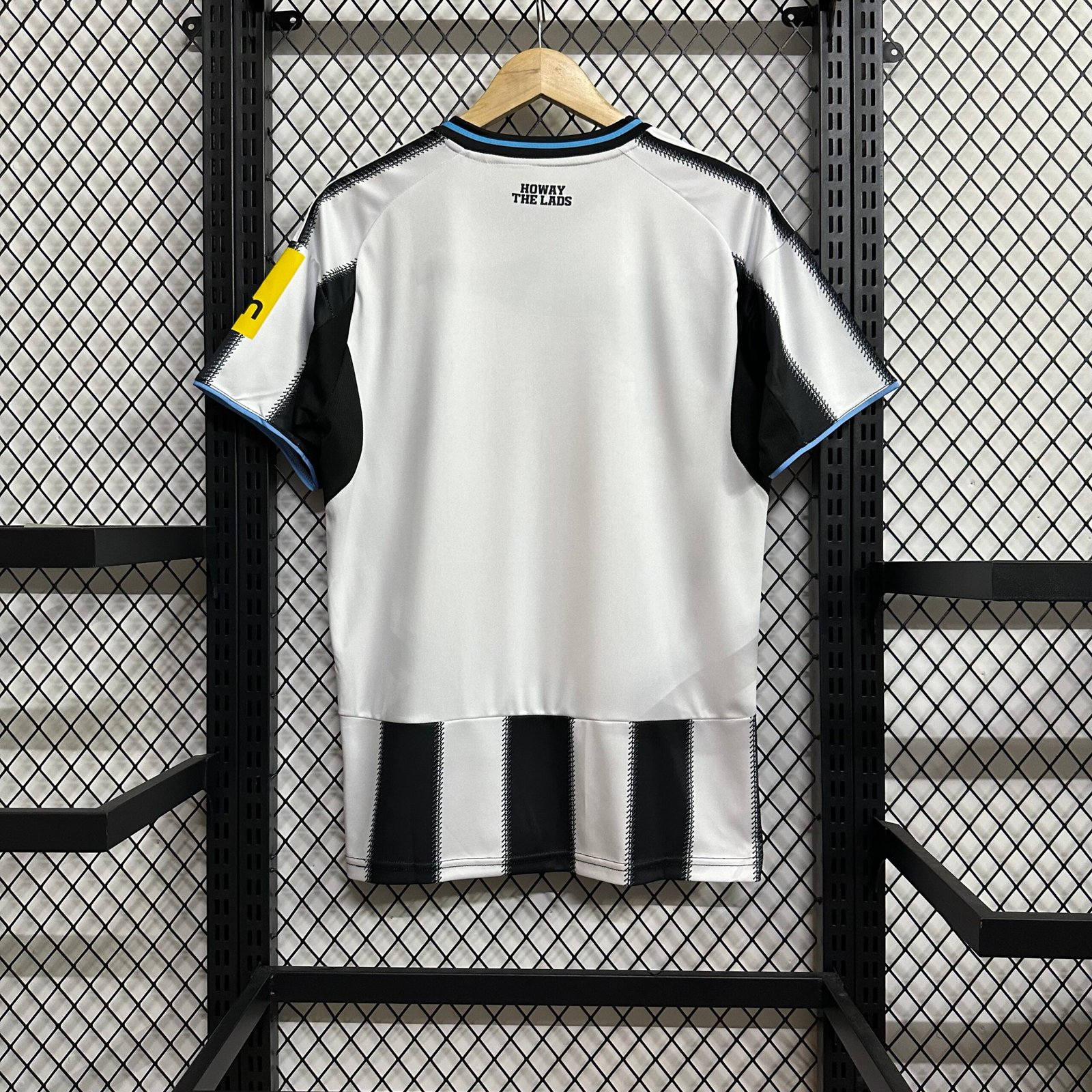 Newcastle United Home Jersey 2025/26 - Image 2