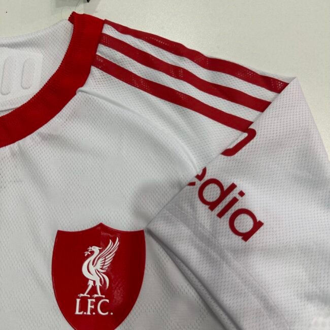 Liverpool Away Jersey Player Version 2025/26