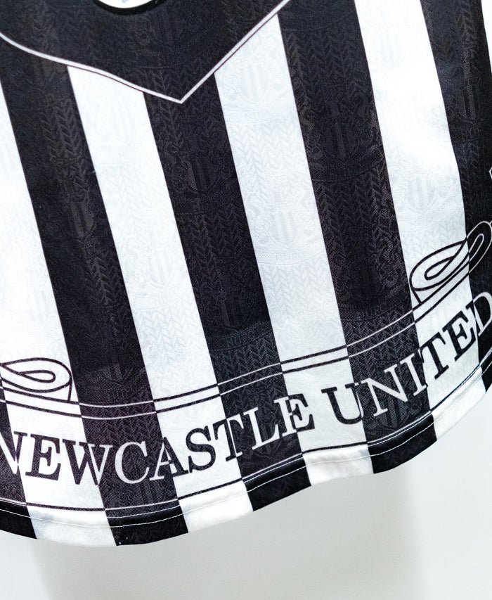 Newcastle United Home Retro Jersey 1997/99 - Image 5