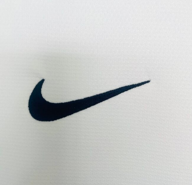 England Home Retro Jersey 2013 - Image 4