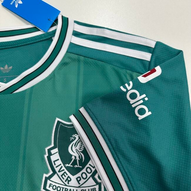 Liverpool Third jersey 2025/26