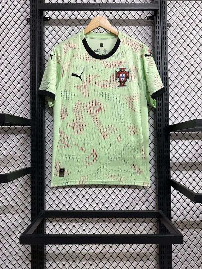 Portugal Women's Away Jersey 25/26 - Image 2