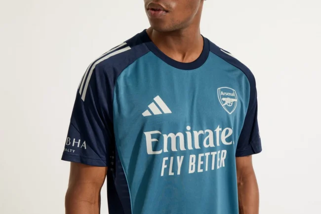 Arsenal adidas 25/26 Navy Training Shirt – Bild 5
