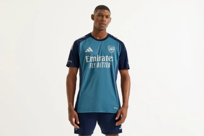 Arsenal adidas 25/26 Navy Training Shirt – Bild 2