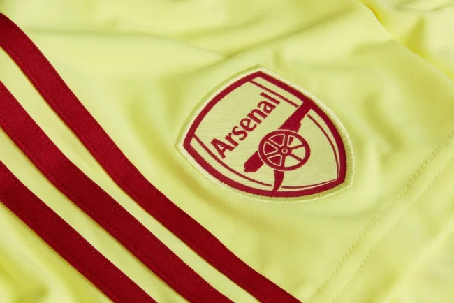 Arsenal Goalkeeper Shorts 2025/26 - Image 4