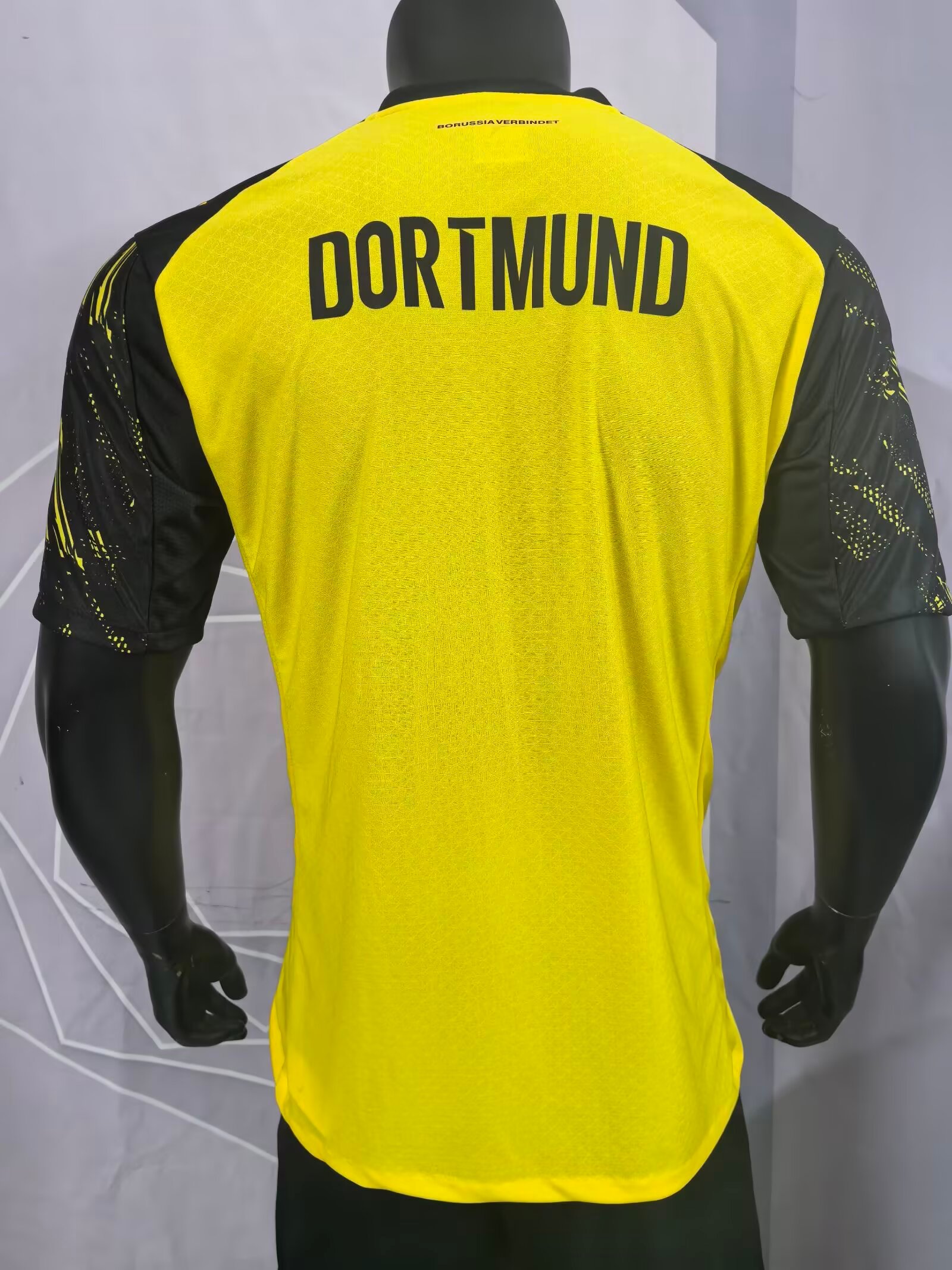 Borussia Dortmund Home Jersey Player Version 2025/26 - Image 2