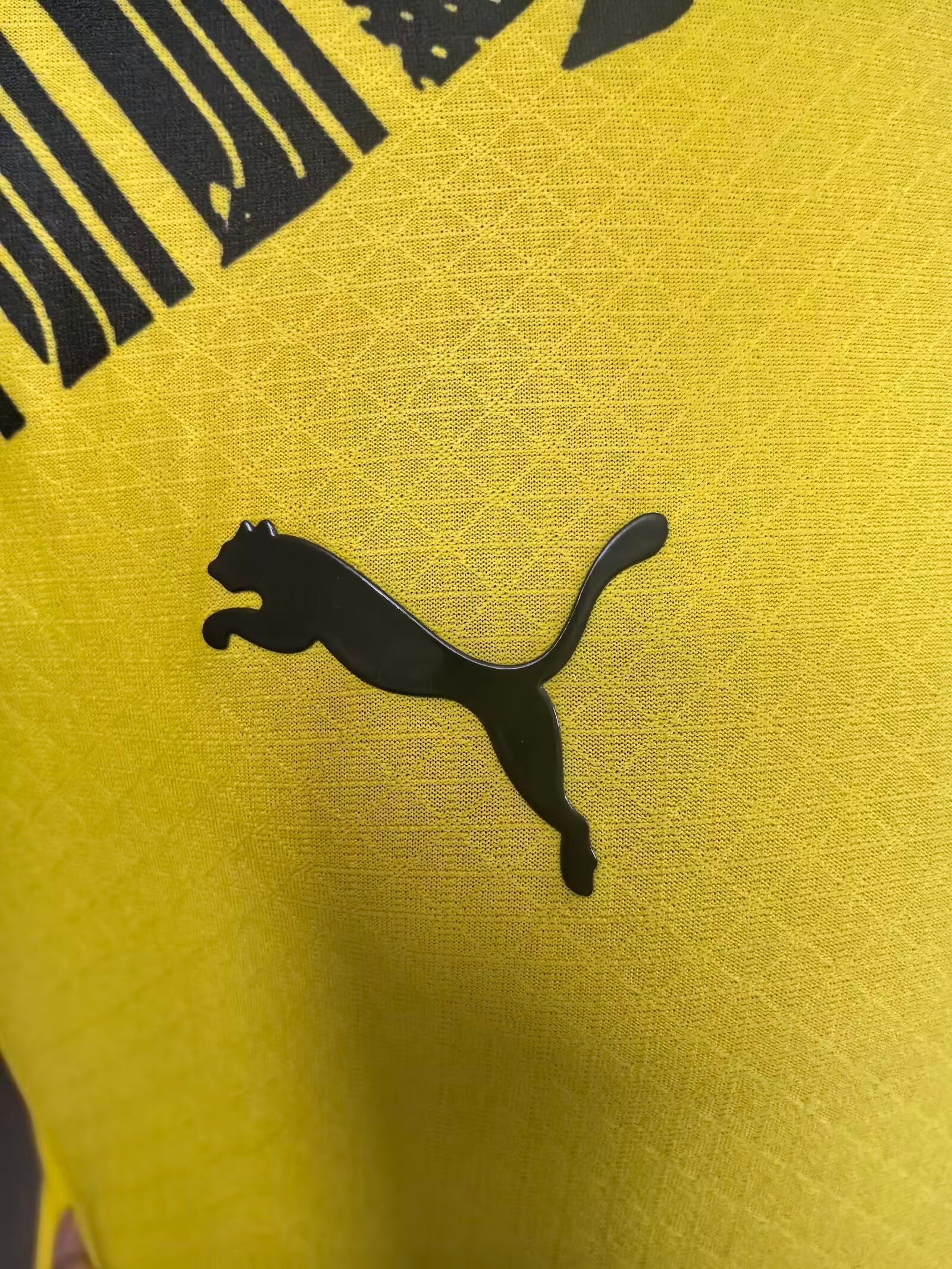 Borussia Dortmund Home Jersey Player Version 2025/26 - Image 4