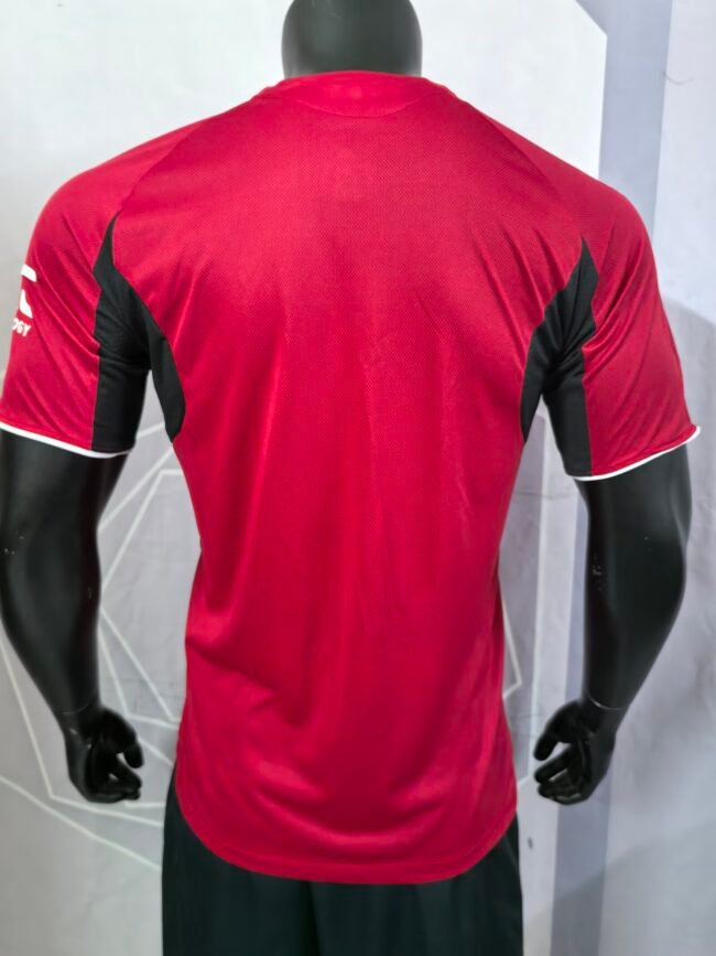 Manchester United Home Jersey Player Version 2025/26 - Image 3